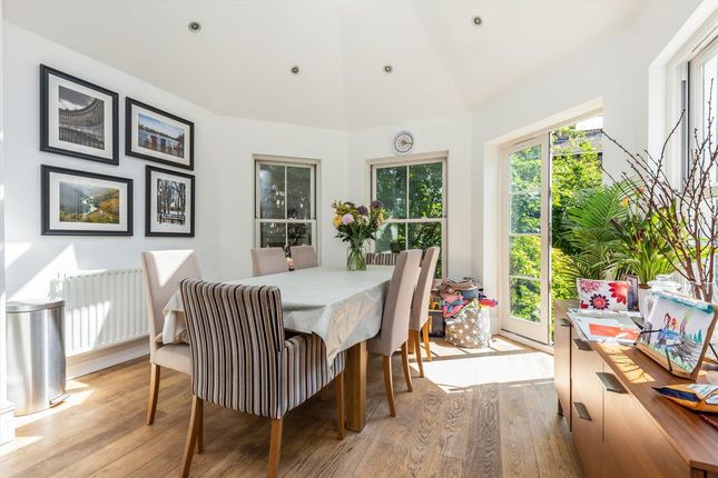 57, Trinity Road, London photo 4