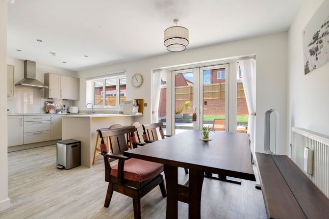 43 Victoria Way, Nottingham photo 4