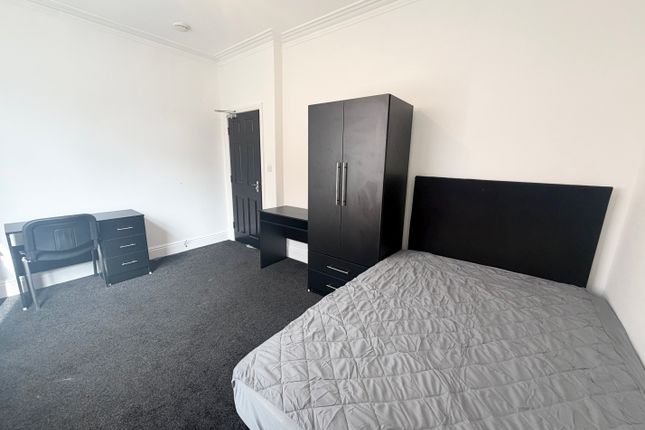 3 bed, 16, Suffolk Street, Salford photo 4