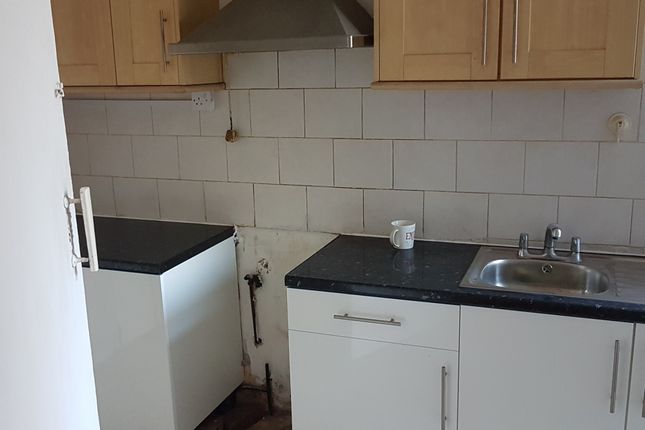 70, Dane Road, Luton photo 4