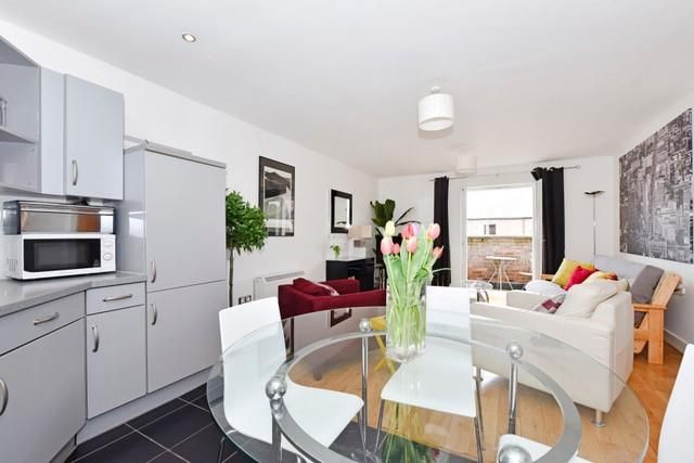 Flat for sale in Kingfisher House, Brinkworth Terrace, York YO10