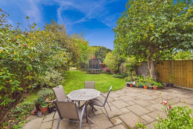 Glendale, 67 Summerleys Road, Princes Risborough photo 3