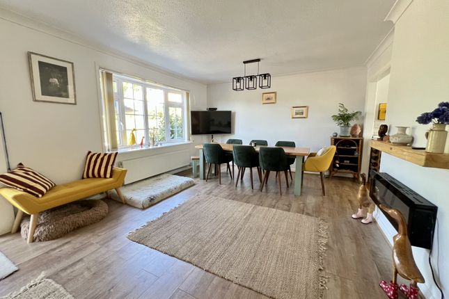 6 Penlee Manor Drive, Penzance photo 2