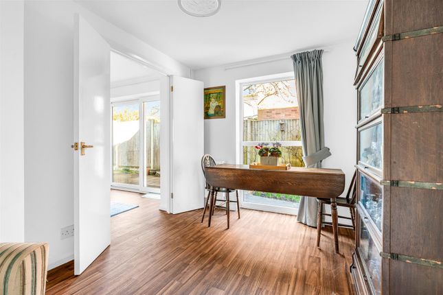 2, Elmoor Avenue, Welwyn photo 4