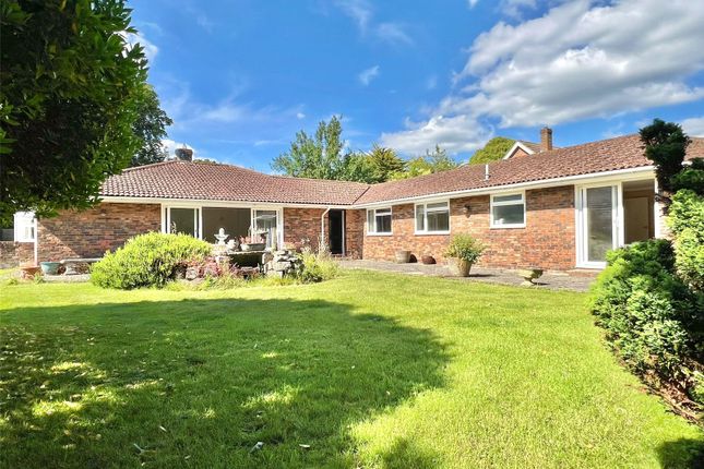 3-bed house on 5, Manor Close, Lymington, £1,150,000