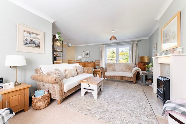 11 Skinners Close, Harleston photo 3