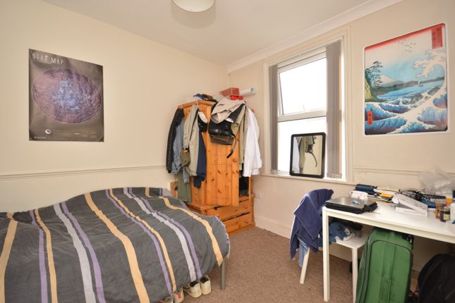 Detached house to rent in Edinburgh Road, Brighton, East Sussex