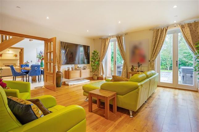 Thumbnail Detached house to rent in Burleigh Road, Ascot, Berkshire