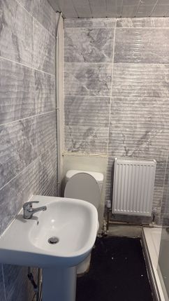 1, Selborne Terrace, Bradford photo 5