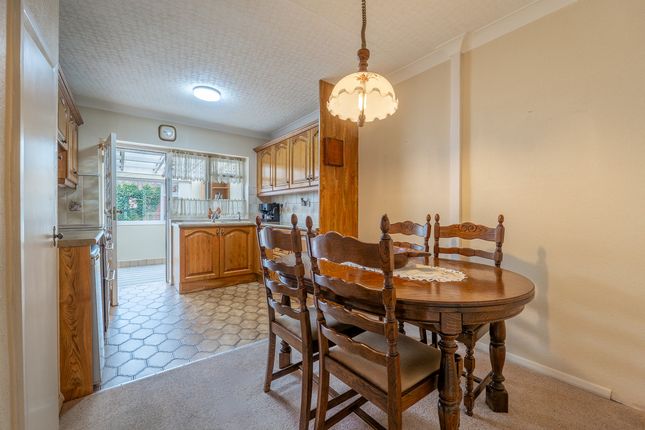 24, Westmead Road, Barton-under-needwood photo 4