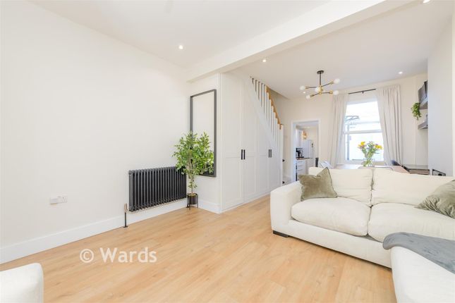 6, Christchurch Crescent, Gravesend photo 4