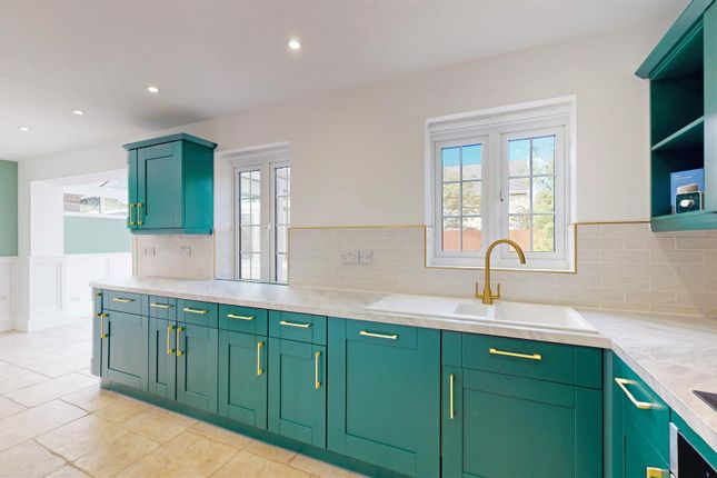 12, Highgrove Gardens, Stamford photo 3