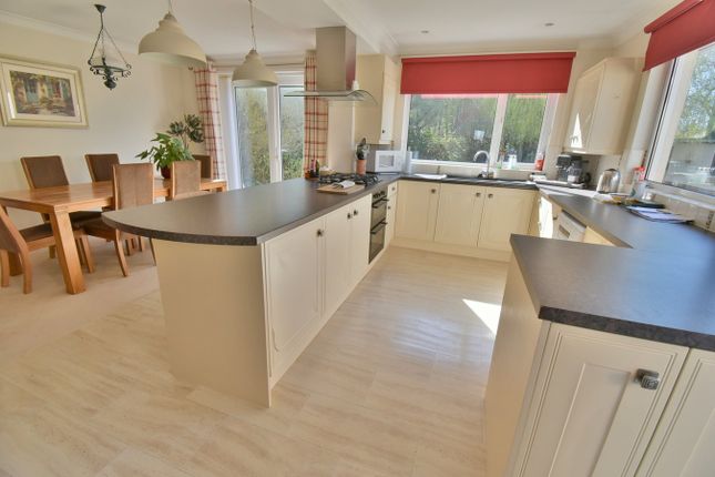 73, Forest View Drive, Wimborne photo 4