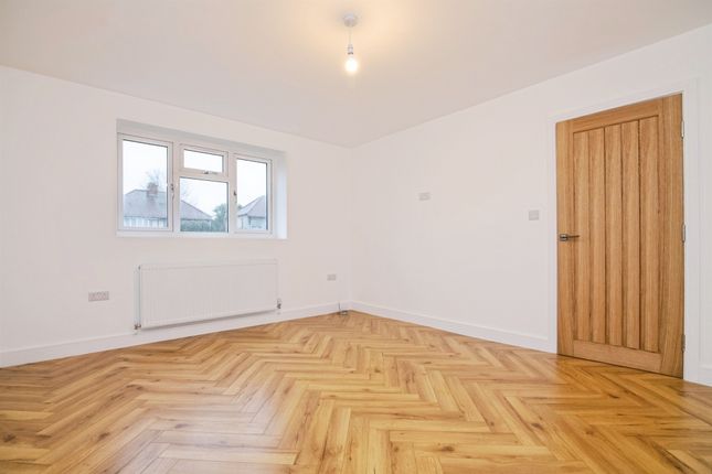 51, Pensnett Road, Dudley photo 3