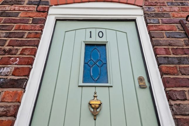 10 Hamilton Avenue, Manchester photo 3
