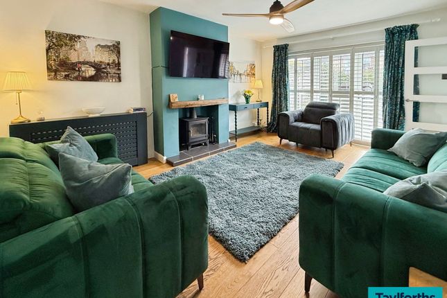 4 Ambleside Avenue, Barnoldswick photo 3