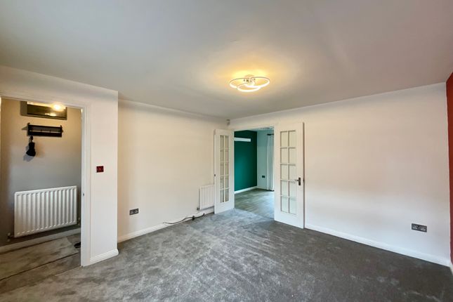81, Japonica Drive, Nottingham photo 4