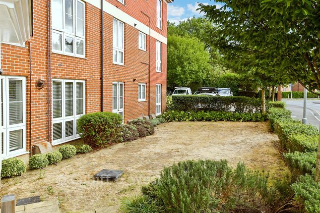 Stroudley House, Cambrian Way, Worthing photo 2