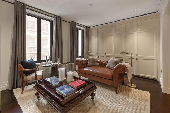 1-bed flat on Flat 2.3, 60, Curzon Street, London, £2,500,000