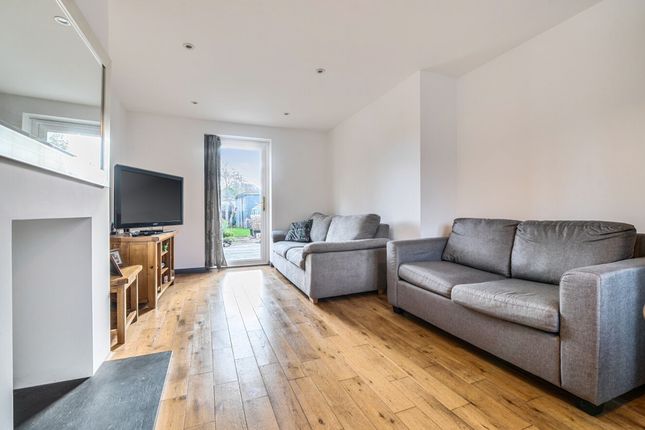 7 Summerfield Road, Chichester photo 2