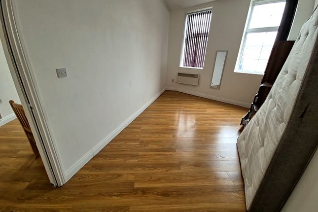 Flat 16, HINCKLEY photo 4