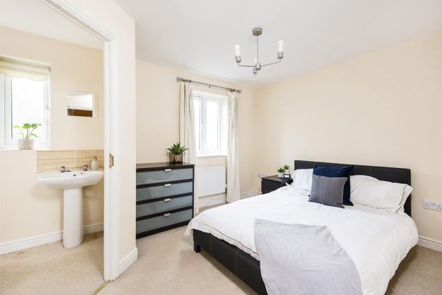 4, Middlewood Close, Bath photo 4