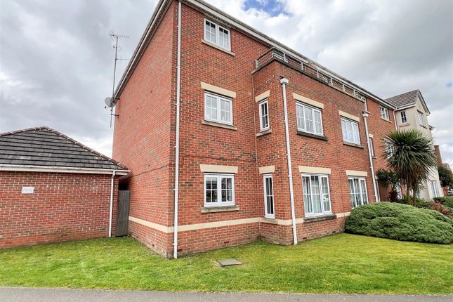 Flat for sale in Sargeson Road, Armthorpe, Doncaster