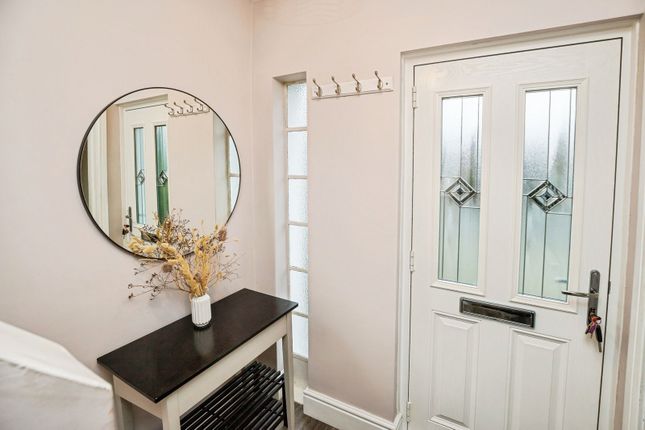 64, Pipers Lane, Cheshire photo 3