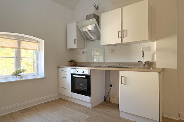 Flat 53, The Maltings, Clifton Road, Gravesend photo 4