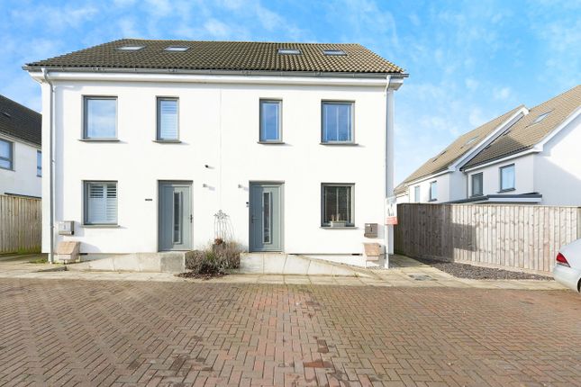 Thumbnail Semi-detached house for sale in Virginia Drive, Louth