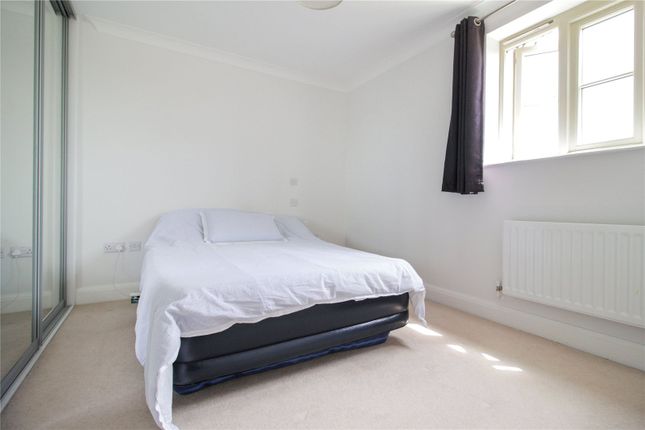 End terrace house to rent in Griffiths Close, Cirencester