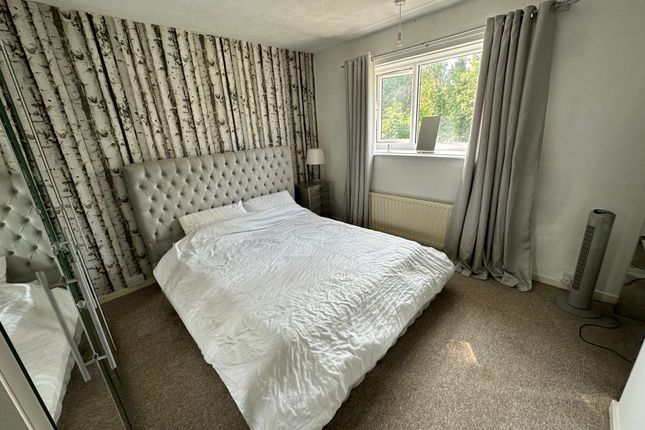 26, Sheffield photo 5
