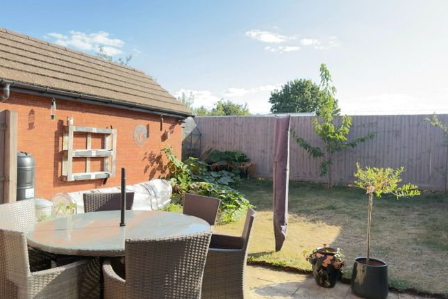 68, Denman Avenue, Cheltenham photo 3