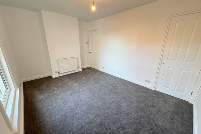 31, Lysons Road, Aldershot photo 3