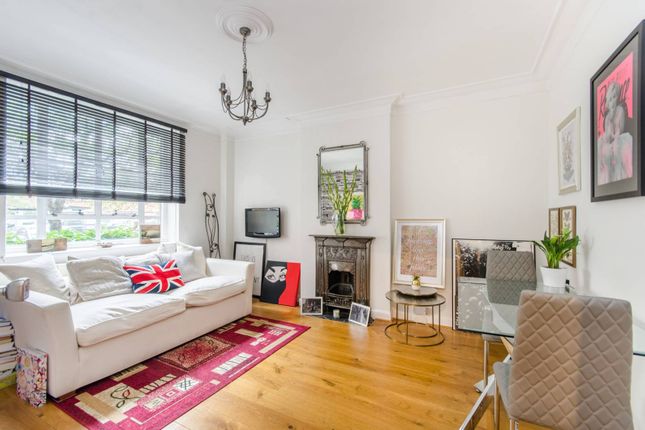 Thumbnail Flat to rent in Watchfield Court, Chiswick, London