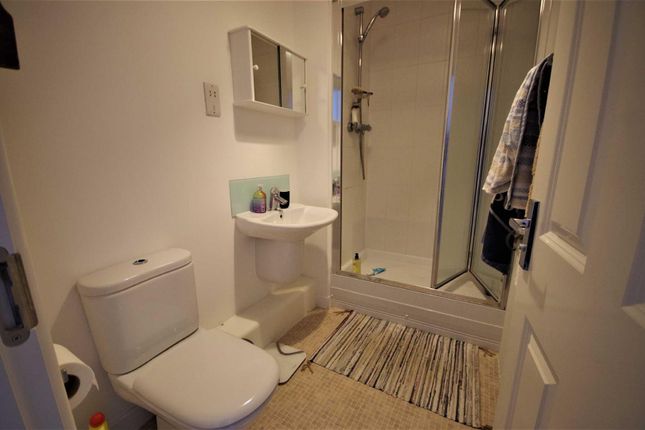 27, Forge Road, Dursley photo 5