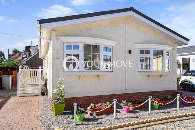 2 bed mobile/park home for sale in Gattington Park, Hawthorn Hill, Dogdyke, Lincoln LN4
