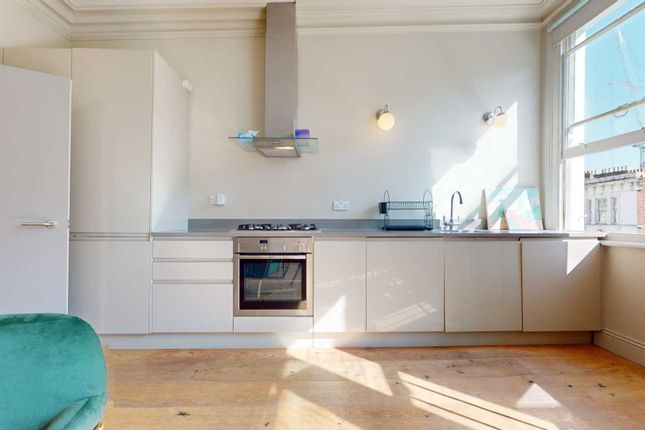 Hazlitt Road, Kensington (Olympia), Hazlitt Road, London photo 2