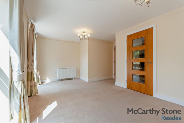 37 Cartwright Court, 2 Victoria Road, Malvern photo 3
