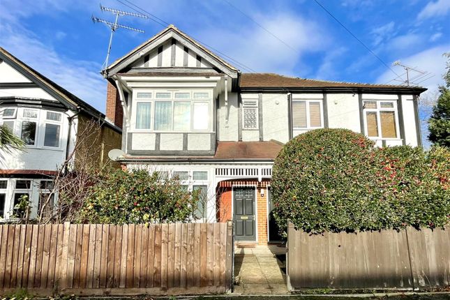 2-bed flat on Flat 2, Tudor Court, 18, Church Road West, Hampshire, £220,000