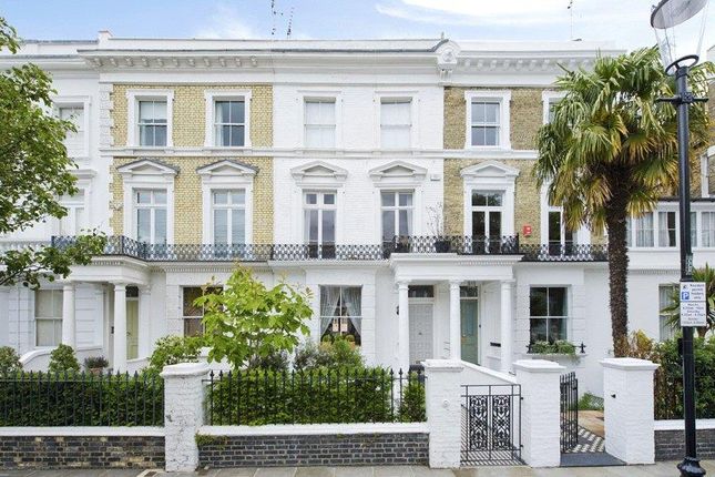 Terraced house to rent in Scarsdale Villas, Kensington, London