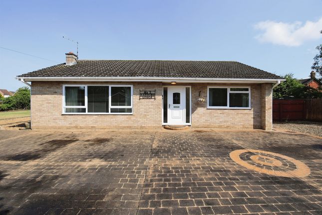 Detached bungalow for sale in Coronation Close, March