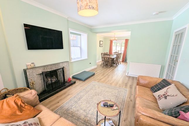 14, East Morton Street, Thornhill photo 3
