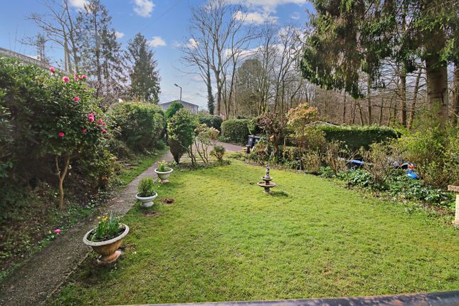 Mobile/park home for sale in Turners Hill Park, Turners Hill
