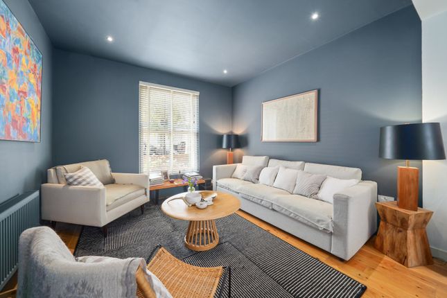 Thumbnail Terraced house to rent in Whewell Road, Archway
