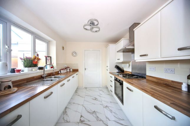 55 Beacon Green, Skelmersdale photo 4