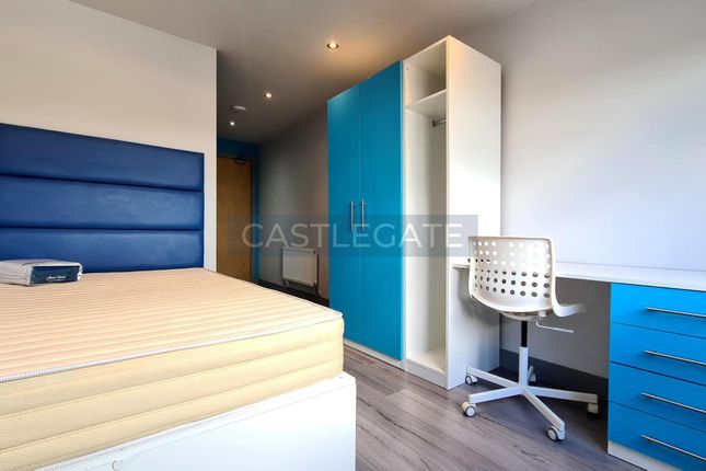 Flat 16, Room 1, 2, Dundas Works, 15-17 Dundas Street, Huddersfield, HD1 2He (11)