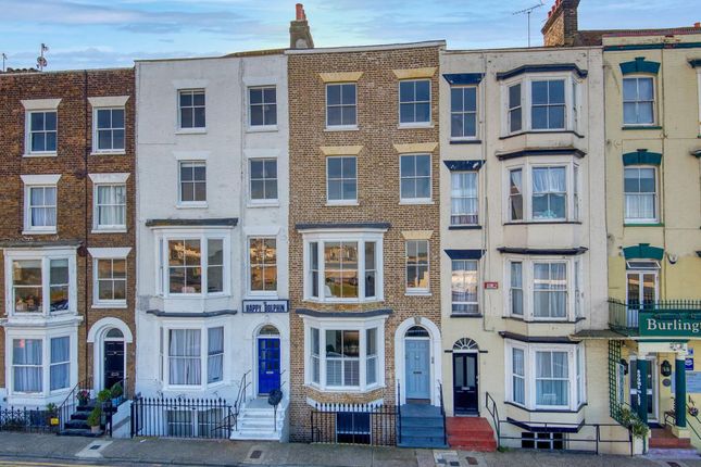 Terraced house for sale in Buenos Ayres, Margate