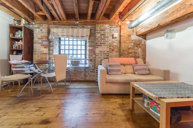 Flat to rent in Butlers &amp; Colonial Wharf, Shad Thames, London