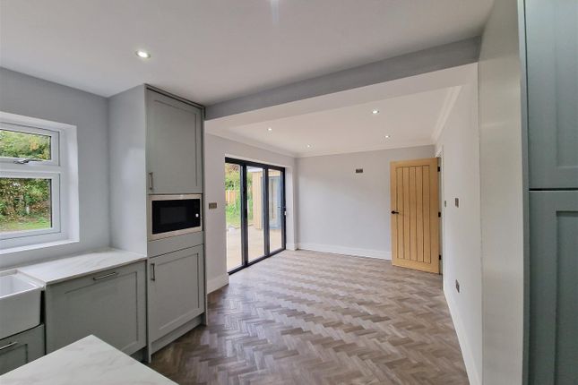 Ansley House, The Chase, Kings Road, Southminster photo 5